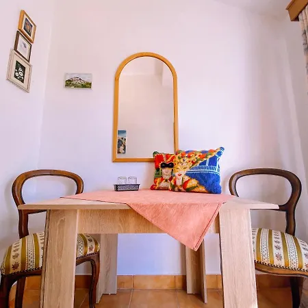 Sosi Bed & Breakfast *
