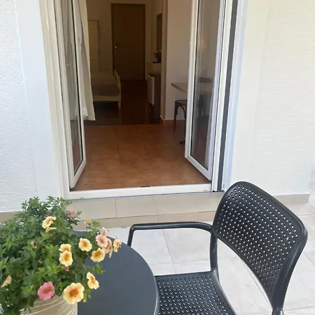 Sosi فندق مبيت وإفطار Kmeti