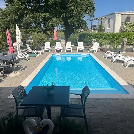 Sosi فندق مبيت وإفطار 3*